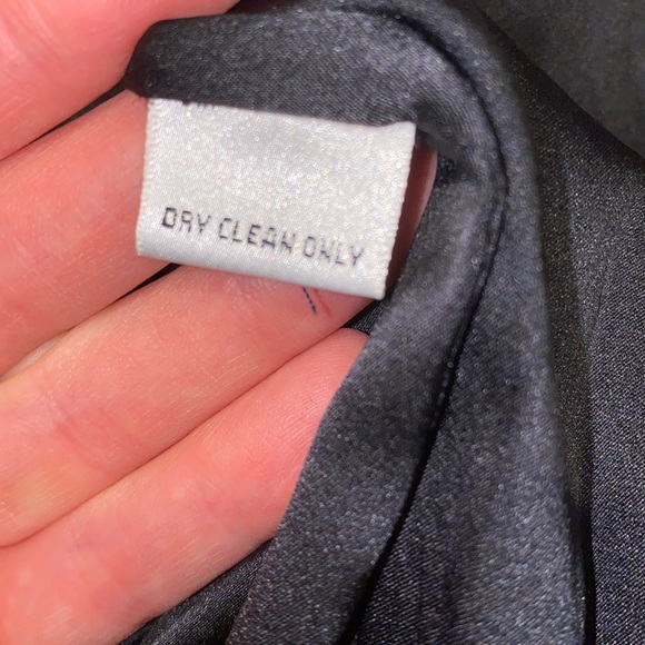 St. John Evening Black Sleeveless V-neck Maxi Sweater Dress EUC Sz 10 - Picture 6 of 7